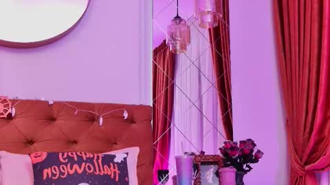 Emily online show from 10-24-25, 04:31