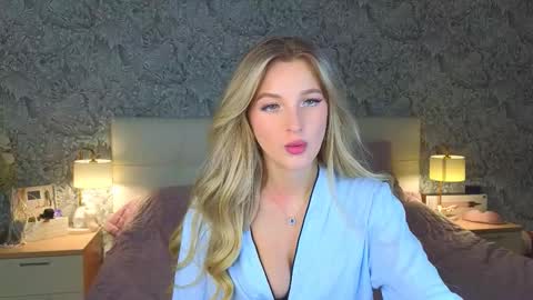 emilydancee online show from 11-12-25, 05:13