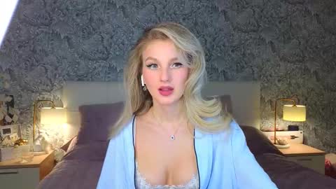 emilydancee online show from 03-04-26, 03:18