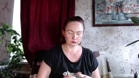 Snapshot of emilydoth chatting on 07-16-26, 09:26 EmilyDoth online show from 07-16-26, 09:26