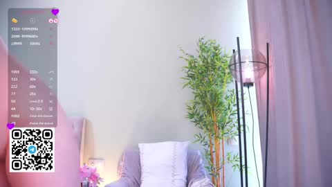 Snapshot of emilyfinne chatting on 03-07-25, 08:56 Emily Lovense is activeThere are legends that in this room all your wishes can come true Private is Open online show from 03-07-25, 08:56