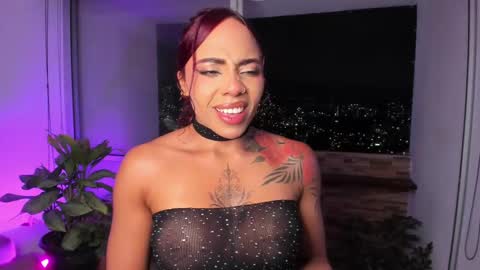 Snapshot of emilyfitness8 chatting on 09-18-25, 03:30 emily online show from 09-18-25, 03:30