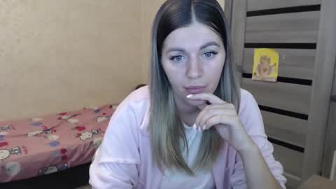 emilyfork online show from 11-23-25, 08:25