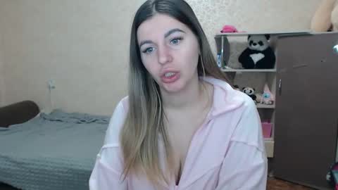 Snapshot of emilyfork chatting on 02-16-26, 05:53 emilyfork online show from 02-16-26, 05:53