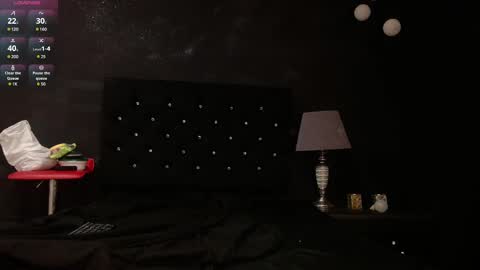 Snapshot of emilygomezz chatting on 02-18-25, 11:44 Emily online show from 02-18-25, 11:44