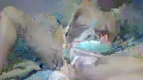 Snapshot of emilyinbed chatting on 04-27-26, 07:28 emilyinbed online show from 04-27-26, 07:28
