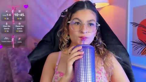 Emilyjonnes  online show from 02-28-26, 07:59