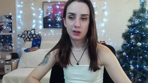 Emyli online show from 12-24-24, 12:33