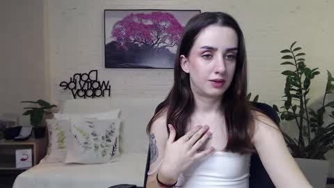 Emyli online show from 01-04-25, 08:59