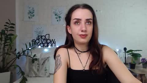 Emyli online show from 01-18-25, 09:24