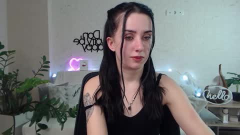 Emyli online show from 02-22-25, 09:04