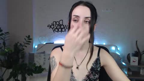 Emyli online show from 03-09-25, 10:19