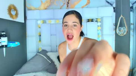 Emily online show from 10-01-25, 05:46