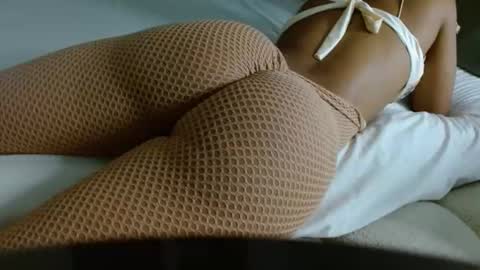 emily monrro online show from 11-16-25, 02:39