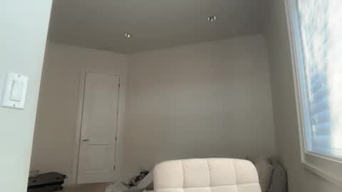 Snapshot of emilyparkerrr chatting on 02-25-26, 01:04 emilyparkerrr online show from 02-25-26, 01:04