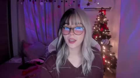EMILY online show from 01-11-25, 07:39
