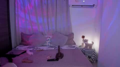 EMILY online show from 01-14-25, 05:08