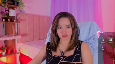 Snapshot of emilyrousex chatting on 11-25-25, 05:35 emilyrousex online show from 11-25-25, 05:35