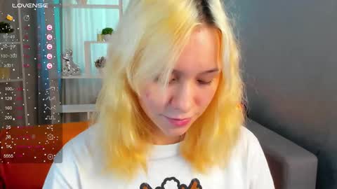 Snapshot of emilytrase chatting on 03-14-26, 01:12 Betty online show from 03-14-26, 01:12