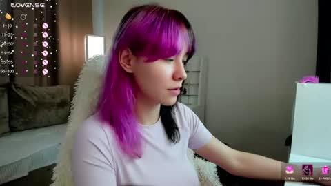 Snapshot of emilytrase chatting on 07-03-26, 01:23 Betty online show from 07-03-26, 01:23