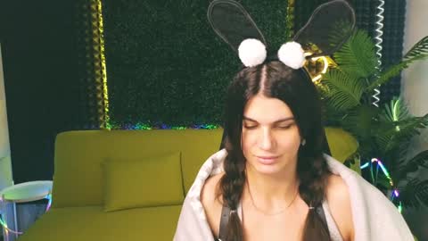 Emily online show from 02-04-25, 04:37