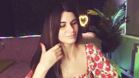 Emily online show from 09-11-25, 02:22