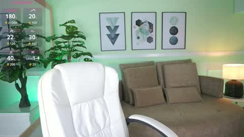 Emily Turner  online show from 02-25-26, 07:23