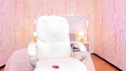 Emily  2200 - 600GMT-5 online show from 10-03-25, 08:28