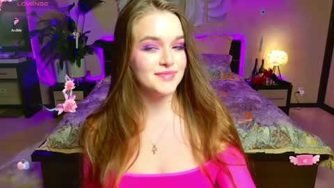 Snapshot of emilywhisperawesome chatting on 04-21-26, 08:23 emilywhisperawesome online show from 04-21-26, 08:23