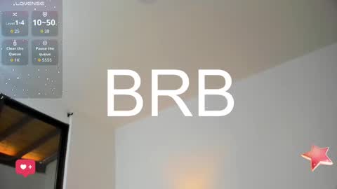 Snapshot of emilywillis8 chatting on 09-28-25, 01:05 E M I L Y online show from 09-28-25, 01:05