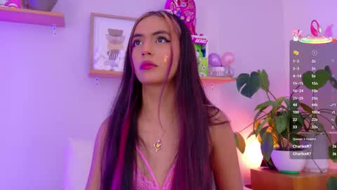 Snapshot of emilyy_bank chatting on 12-20-25, 03:52 Emily Bank online show from 12-20-25, 03:52