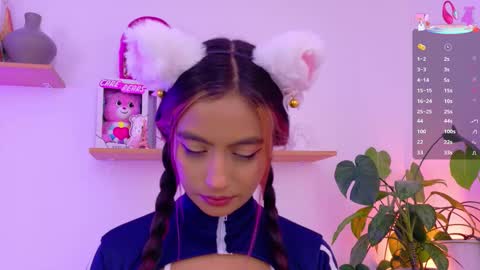 Snapshot of emilyy_bank chatting on 01-31-26, 08:07 Emily Bank online show from 01-31-26, 08:07