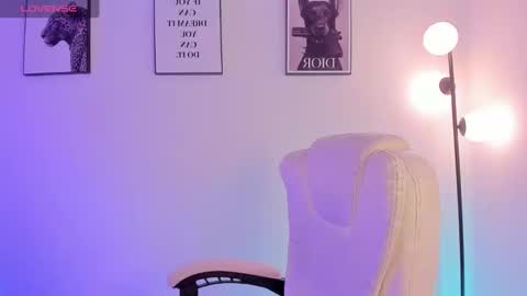 Emily  online show from 02-15-26, 07:10