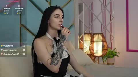 emilyymoon online show from 07-11-26, 06:27