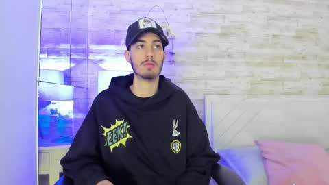 emir_ozan online show from 01-11-26, 11:37