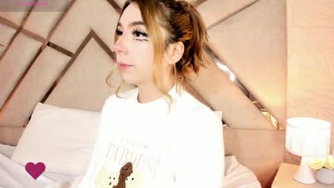 Snapshot of emma__copper chatting on 06-02-26, 07:05 emaa online show from 06-02-26, 07:05