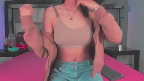 Snapshot of emma__js_ chatting on 09-18-25, 11:34 emma__js_ online show from 09-18-25, 11:34