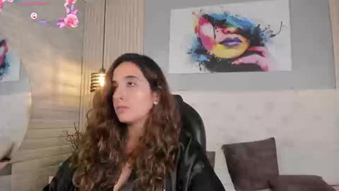 Emma online show from 09-08-25, 04:06