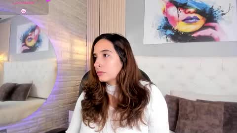 Emma online show from 09-19-25, 12:39