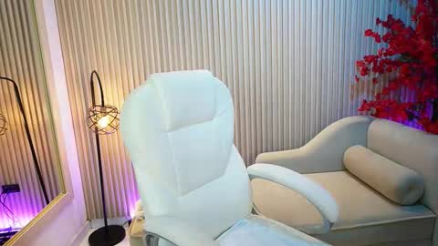 Snapshot of emma__walkerr_ chatting on 09-30-25, 07:41 emma__walkerr_ online show from 09-30-25, 07:41