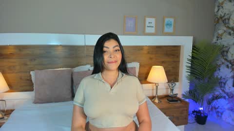 Snapshot of emma_bakker_ chatting on 01-07-25, 11:37 Emma online show from 01-07-25, 11:37