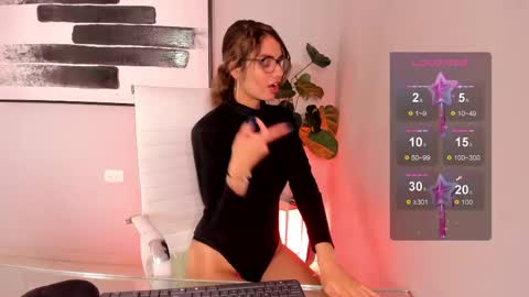 Snapshot of emma_bloom__ chatting on 03-07-25, 09:06 Emma Bloom online show from 03-07-25, 09:06