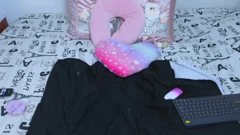 Emma Blue  modelo independiente online show from 12-07-24, 02:09