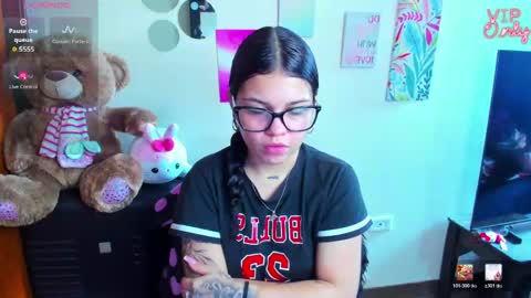 emma_boo_ online show from 05-29-26, 04:16