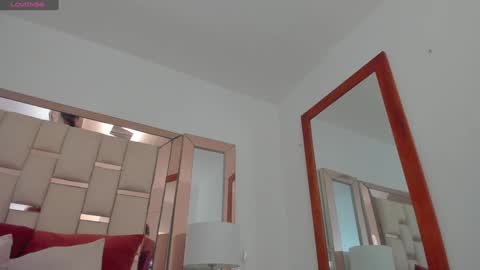 Emma Castillo online show from 12-27-24, 10:48