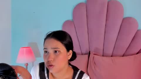 emma online show from 10-30-25, 04:03