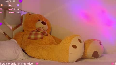  Emma  online show from 11-21-25, 03:05