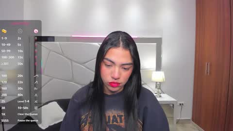  Emma online show from 11-26-25, 11:33