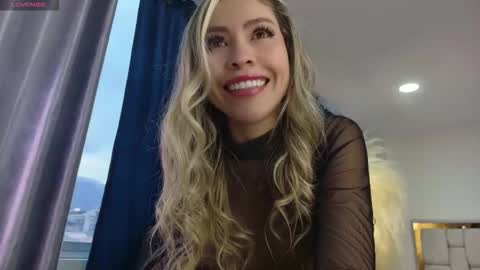 Snapshot of emma_coronel chatting on 10-10-25, 09:36 emma coronel online show from 10-10-25, 09:36