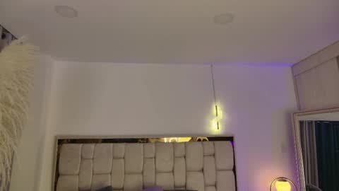 emma coronel online show from 04-17-26, 12:02